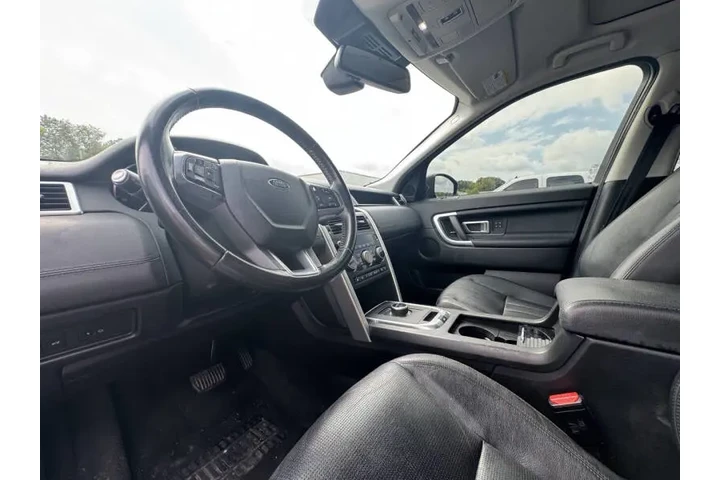 $10999 : 2017 Land Rover Discovery Spo image 8