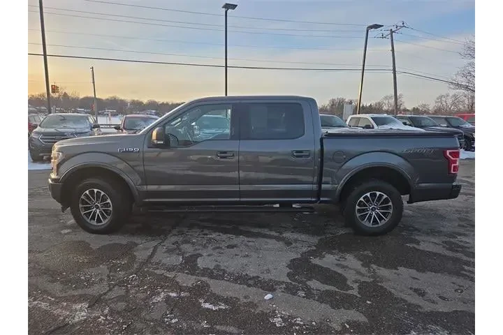 $23305 : Ford F-150 2019 4x4 XLT 4dr image 8