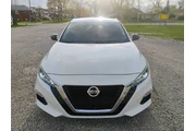 $12997 : 2020 Altima 2.5 SR thumbnail