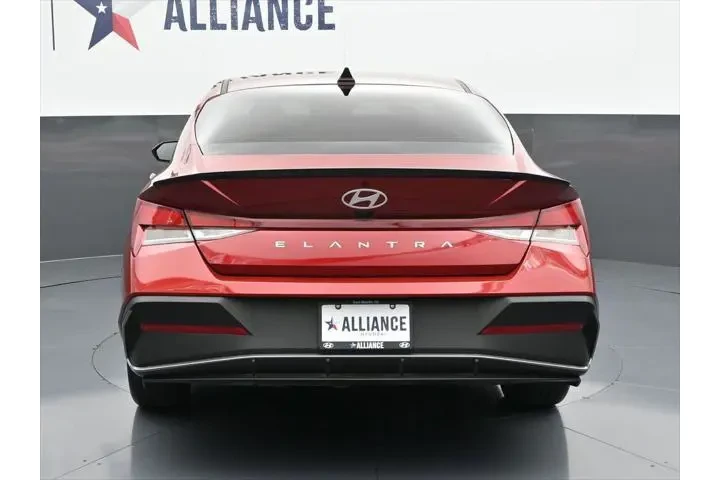 $22500 : Hyundai ELANTRA 2025 SEL Spo image 8