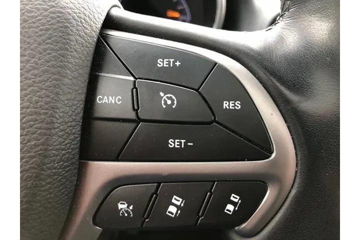 $29411 : Jeep Grand Cherokee WK 2022 image 2