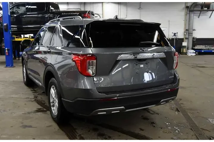 $30600 : Ford Explorer 2023 AWD XLT 4 image 5