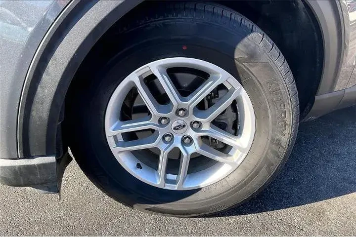 $34991 : Ford Explorer 2025 Active 4d image 4