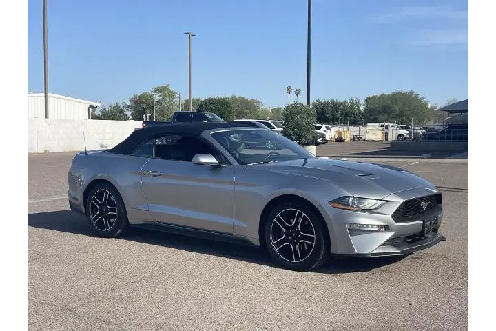 $21840 : Ford Mustang 2022 EcoBoost 2 image 8