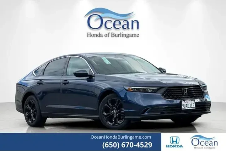 $24991 : Honda Accord 2024 EX 4dr Sed image 1