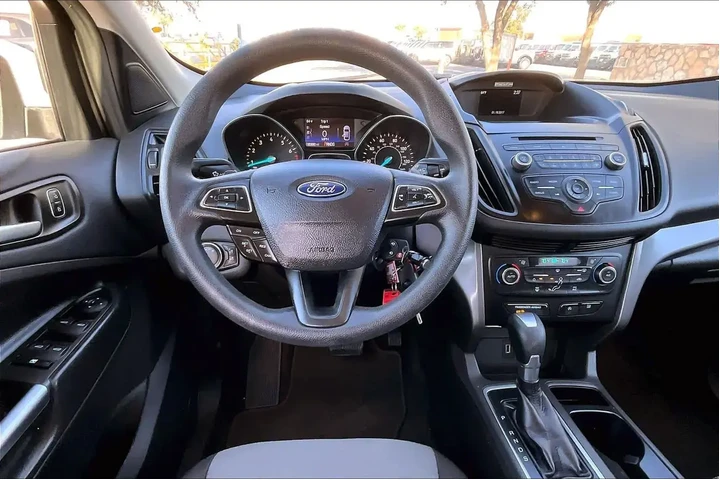 $10871 : Ford Escape 2017 SE 4dr SUV image 5