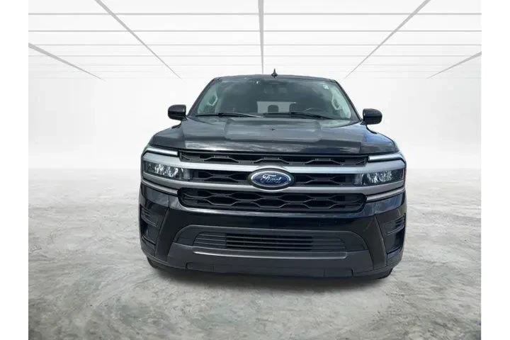$38441 : Ford Expedition 2024 4x4 XLT image 9