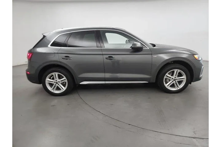 $32998 : Audi Q5 2022 AWD e quattro S image 4