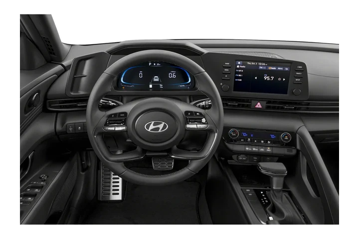 $22497 : 2025 Elantra SEL Sport image 5