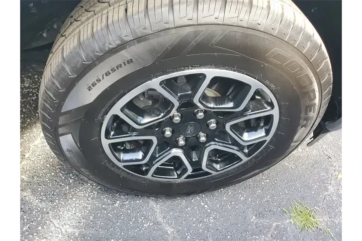 Ford F-150 2022 4x2 XL 4dr S image 6