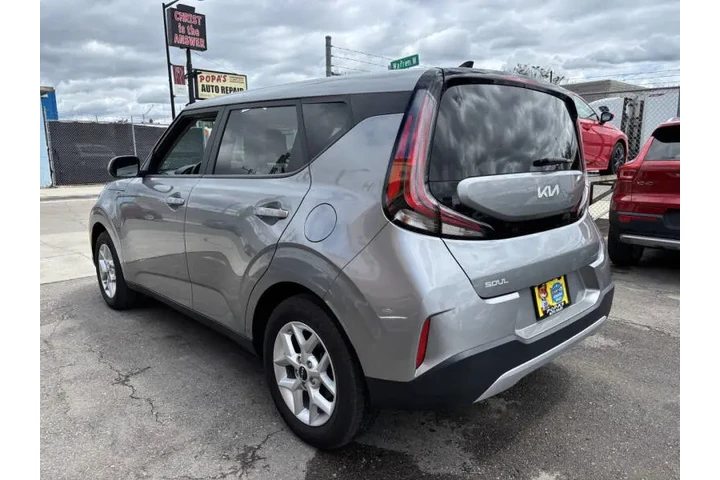 $20995 : 2024 Soul LX image 6