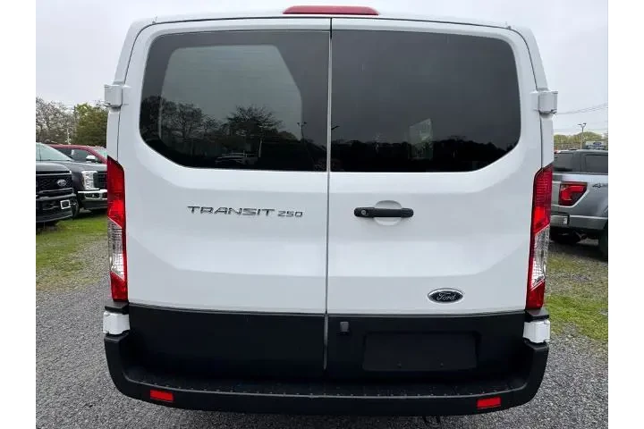 $38700 : Ford Transit 2025 250 3dr LW image 5