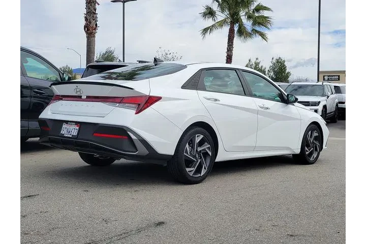 $20769 : Hyundai ELANTRA 2025 SEL Spo image 2