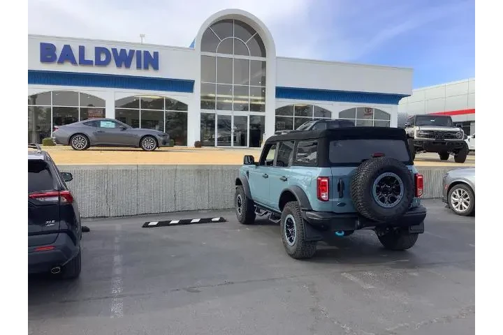 $39950 : Ford Bronco 2022 4x4 Base Ad image 5