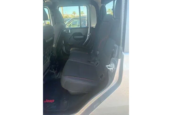 $37927 : Jeep Gladiator 2021 4x4 Rubi image 3