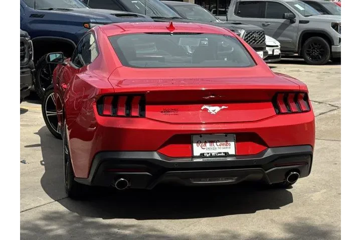 $30988 : Ford Mustang 2024 EcoBoost P image 6