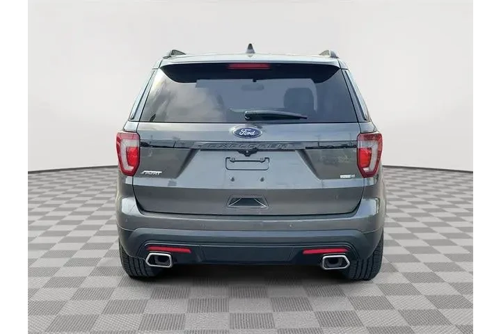 $15930 : Ford Explorer 2017 AWD Sport image 4