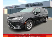 Chrysler Pacifica 2020 Touri en Camden