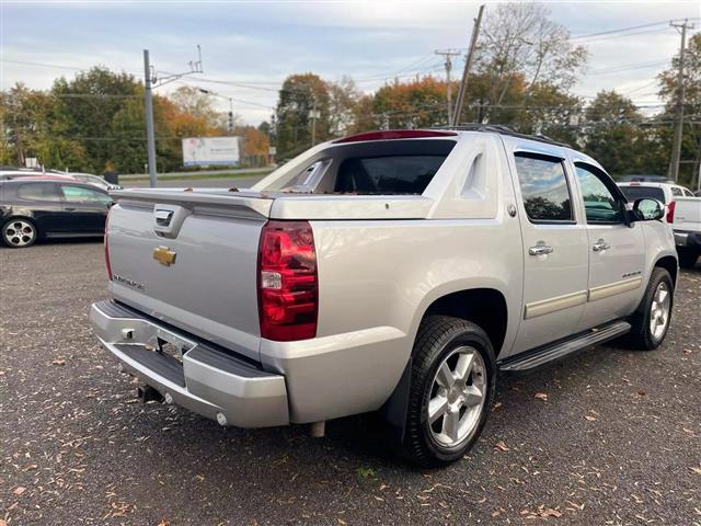 $16900 : 2013 CHEVROLET AVALANCHE2013 image 7