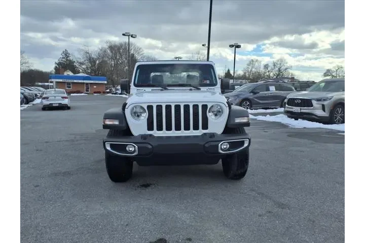 $31900 : Jeep Gladiator 2023 4x4 Spor image 2