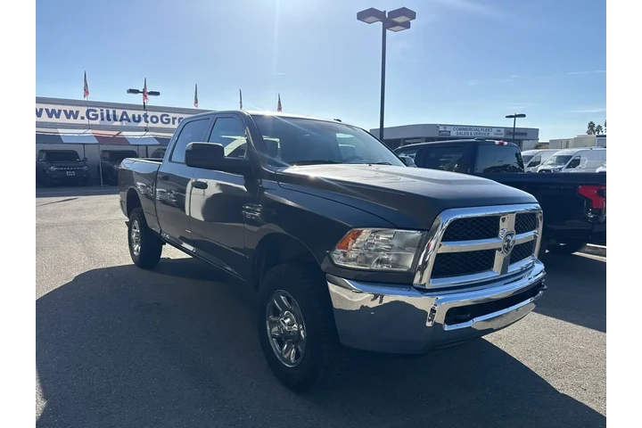 $29950 : Ram 2500 2018 4x4 Tradesman image 2