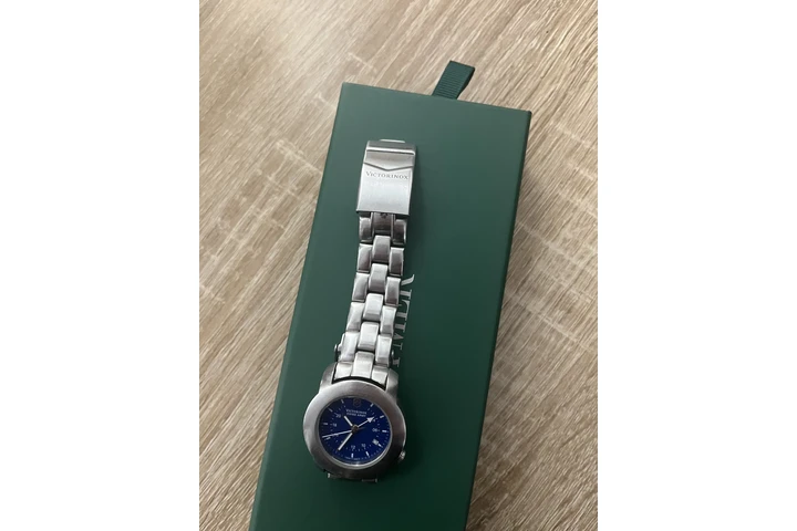 $1500 : Reloj victorinox mujer image 3