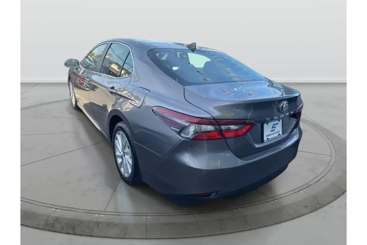 $21990 : Toyota Camry 2024 AWD LE 4dr image 6