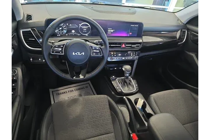 $22599 : Kia Seltos 2024 S 4dr SUV image 9