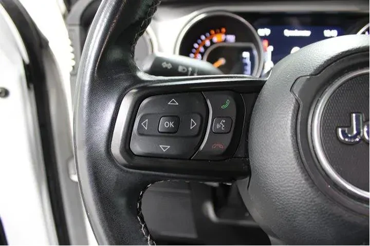 $29793 : Jeep Wrangler Unlimited 2021 image 10