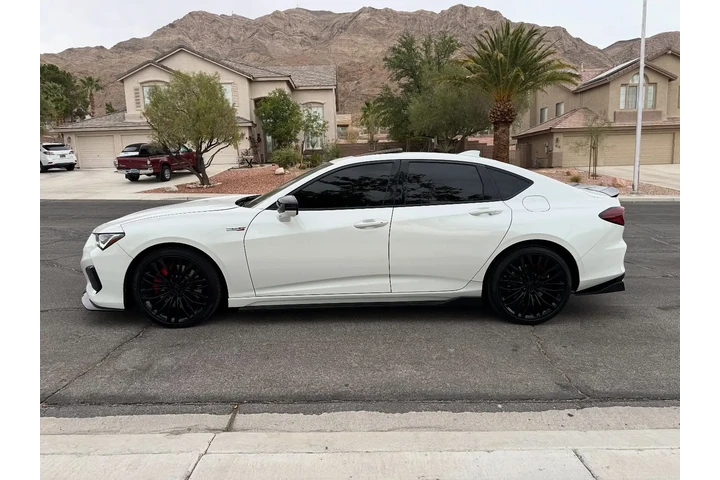 $5000 : Car for sale image 4