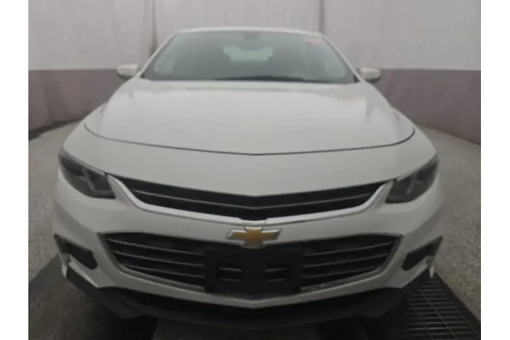 $16293 : Chevrolet Malibu 2022 LT 4dr image 2