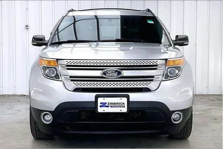 $7990 : Ford Explorer 2013 AWD XLT 4 image 3