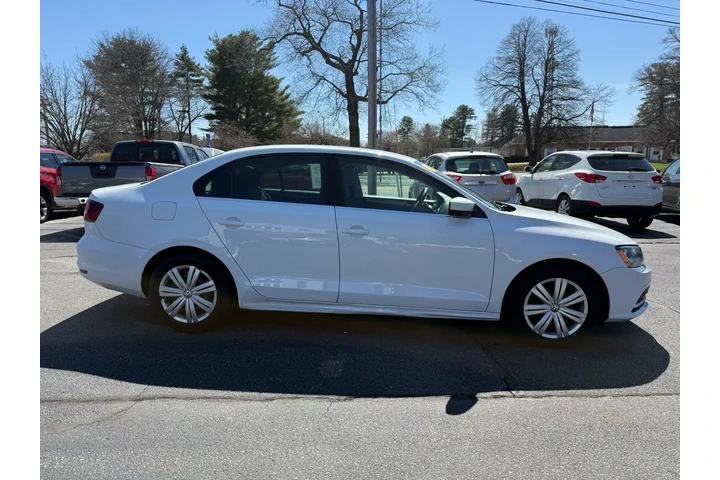 $12999 : 2017 Jetta S image 4