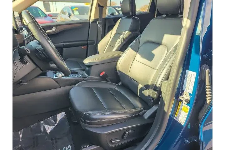 $23890 : Ford Escape 2020 AWD Titaniu image 10