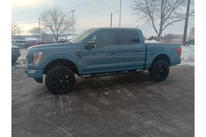 $39900 : Ford F-150 2023 4x4 XLT 4dr image 10