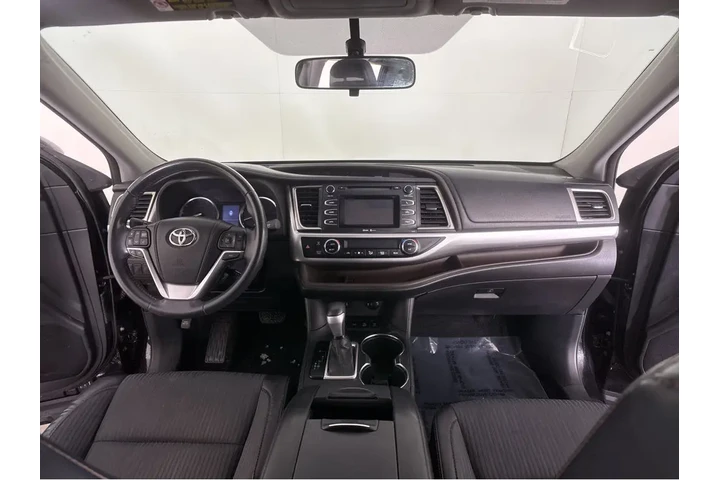 $16490 : 2014 Highlander LE Plus image 3