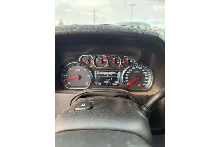 $28691 : Chevrolet Suburban 2019 4x4 image 4