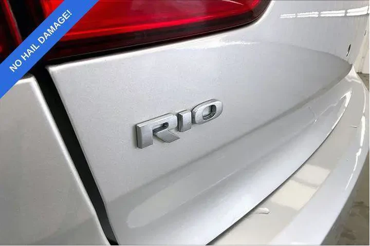 $7490 : Kia Rio 2017 LX 4dr Sedan 6A image 9