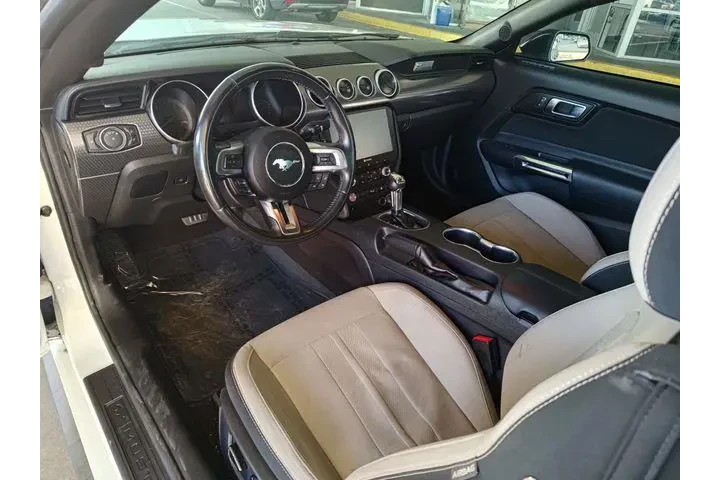 $29950 : Ford Mustang 2019 GT 2dr Fas image 8