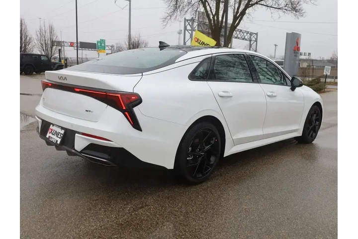 $32977 : Kia K5 2026 AWD GT-Line 4dr image 10