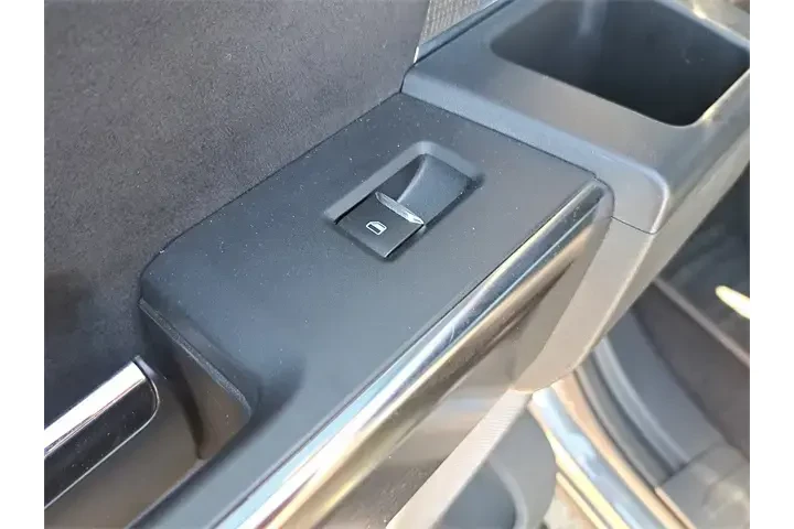 $32990 : Ford F-150 2021 4x4 Platinum image 10