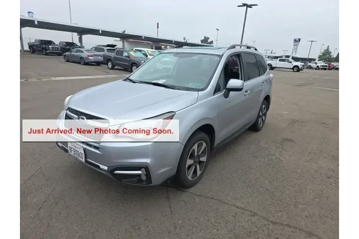 $15800 : Subaru Forester 2018 AWD 2.5 image 2