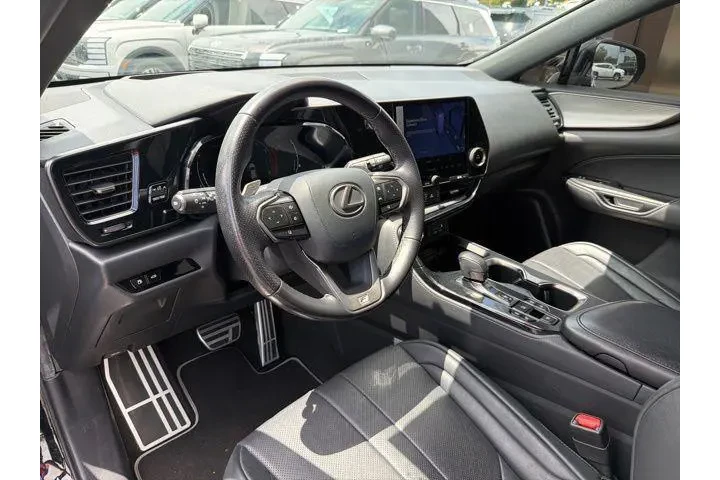 $35082 : Lexus NX 350 2022 AWD F SPOR image 10