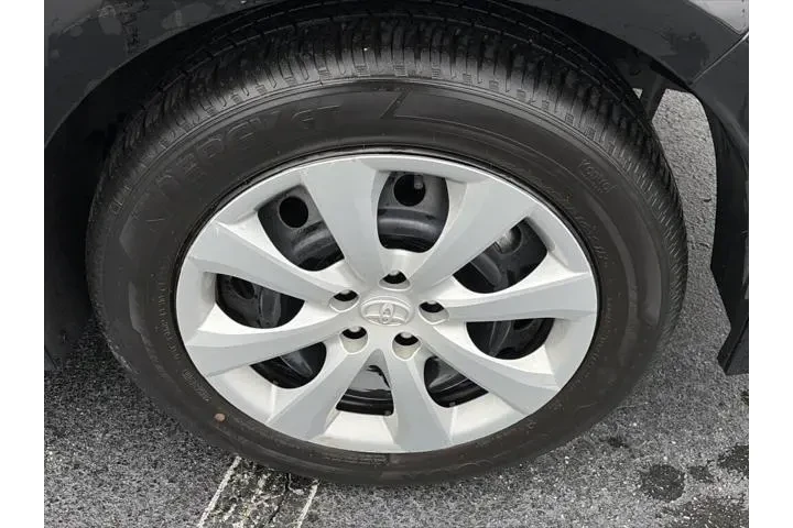 $18992 : Toyota Corolla 2023 LE 4dr S image 9