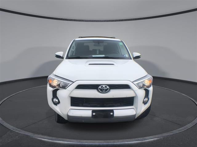 $36300 : PRE-OWNED 2019 TOYOTA 4RUNNER image 3