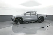 $35980 : Nissan Frontier 2025 4x2 S 4 thumbnail