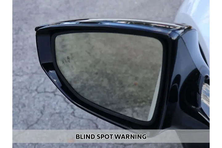 $28390 : Lexus RC 300 2021 2dr Coupe image 5