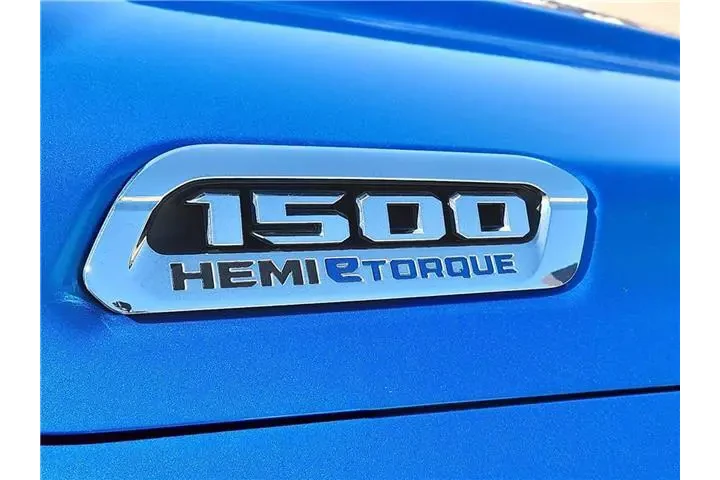 $35995 : Ram 1500 2023 4x4 Laramie 4d image 8