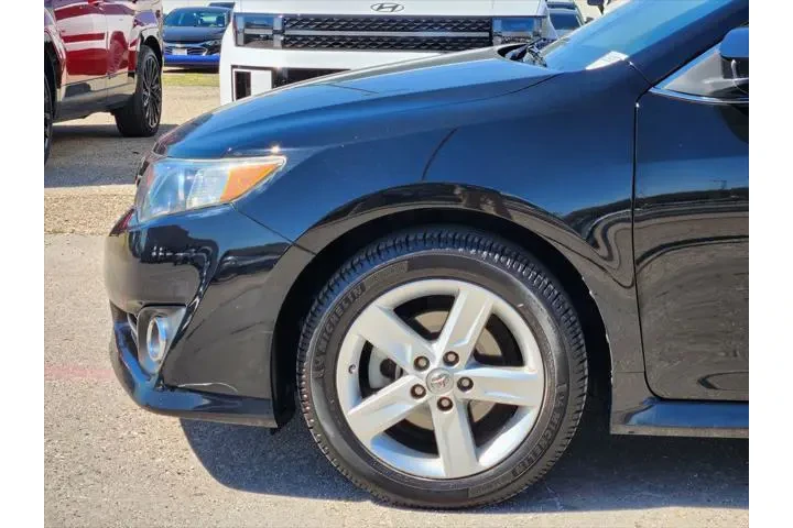 $12900 : Toyota Camry 2014 SE 4dr Sed image 8