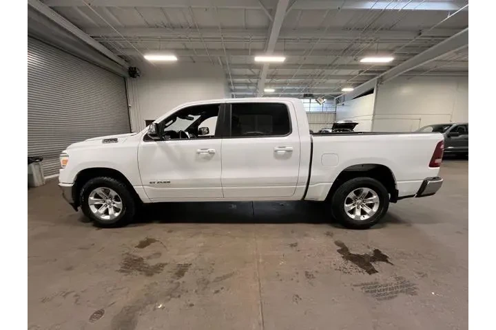 $35900 : Ram 1500 2024 4x4 Laramie 4d image 6